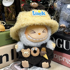 Lucky Brown set / No Doll